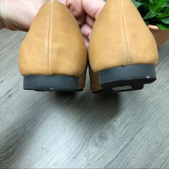 UO vegan tan and plaid loafers with a bow - Picture 5 of 8